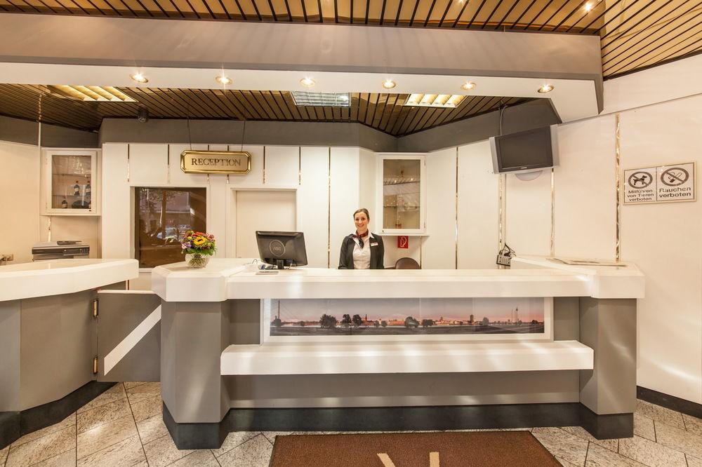 Hotel An Der Oper Duesseldorf Extérieur photo