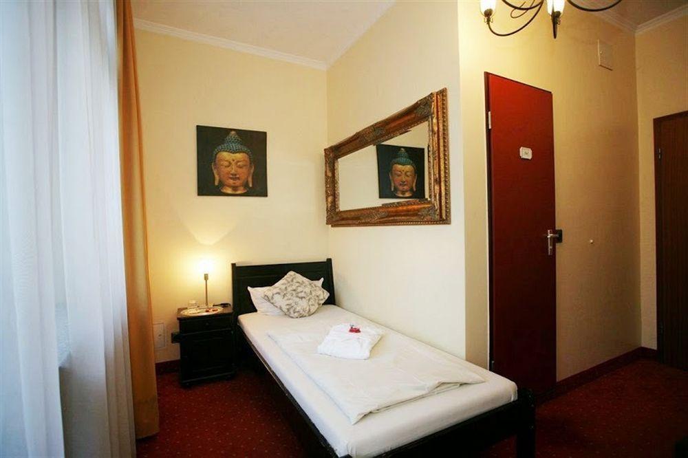 Hotel An Der Oper Duesseldorf Extérieur photo
