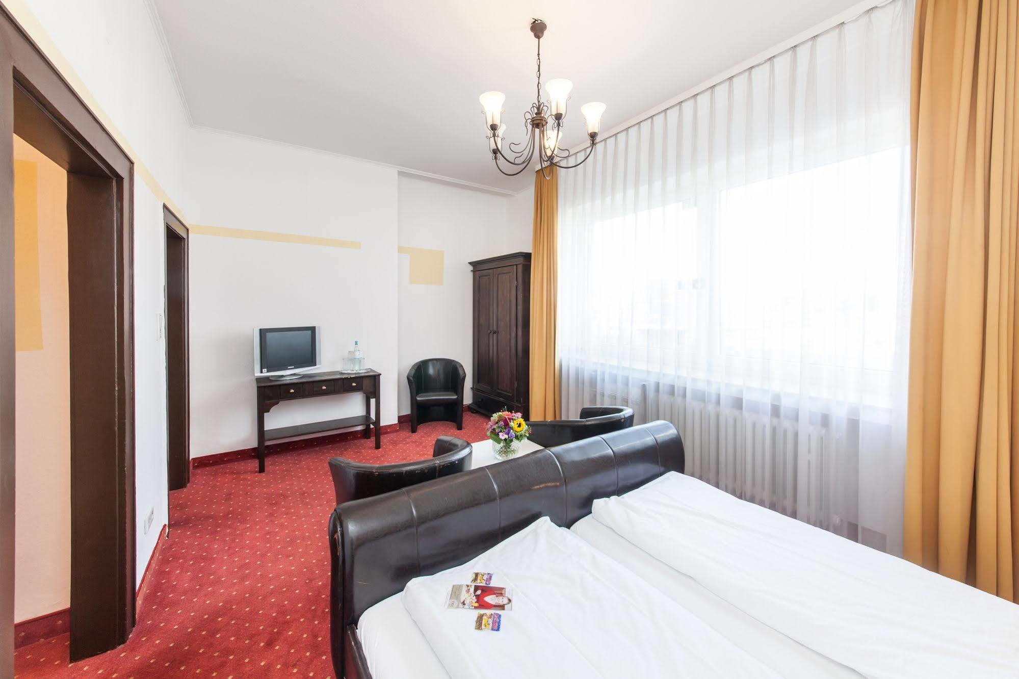 Hotel An Der Oper Duesseldorf Extérieur photo