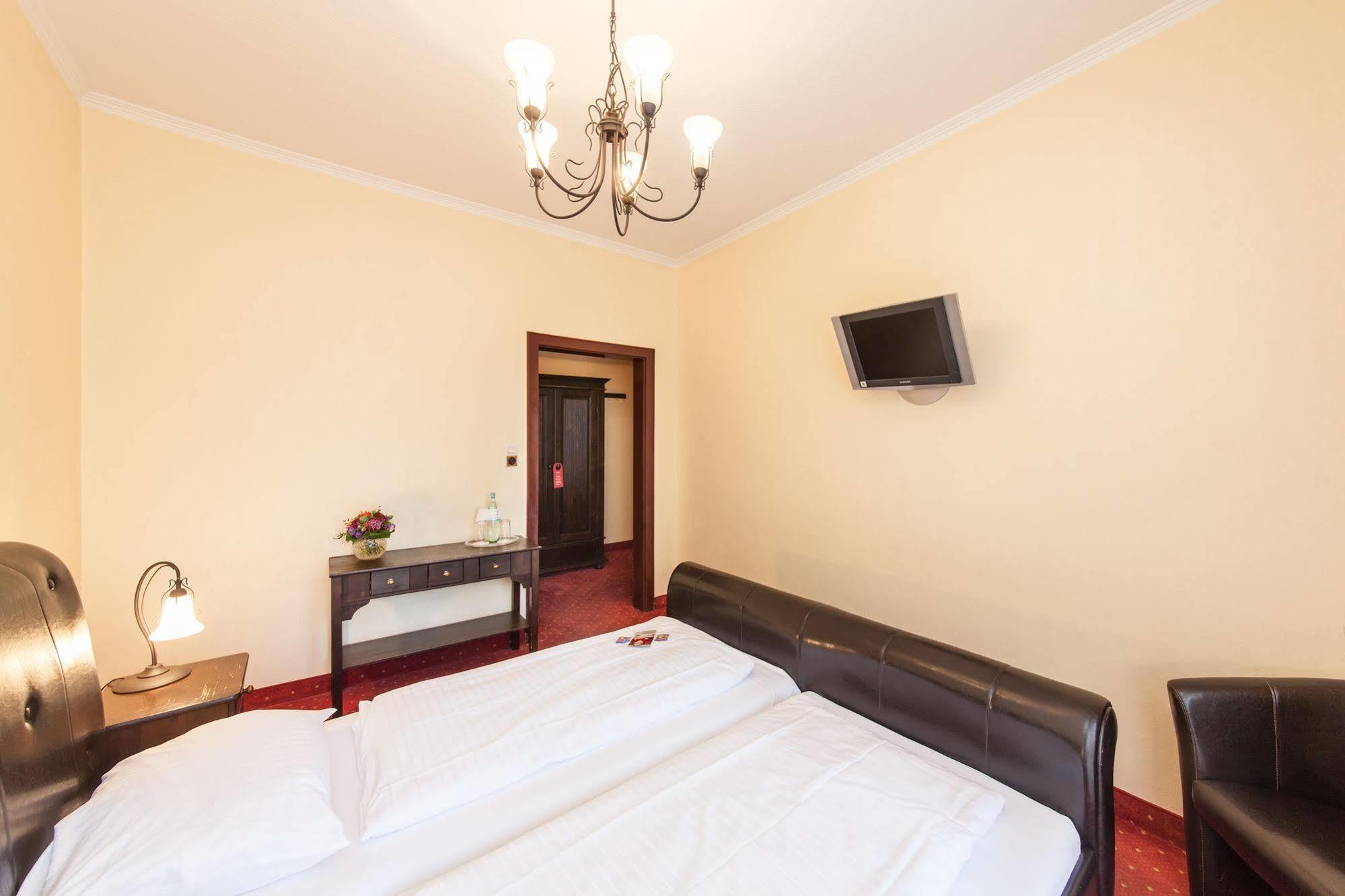 Hotel An Der Oper Duesseldorf Extérieur photo